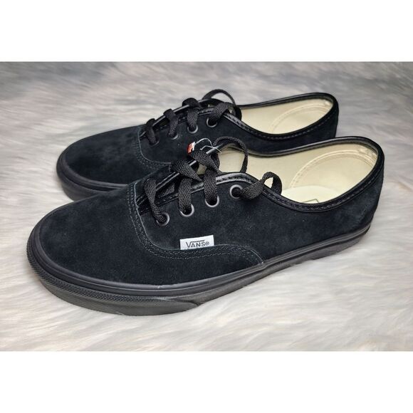 NWOBVans Black Pig Suede Authentic Sneakers, Women's 7.5